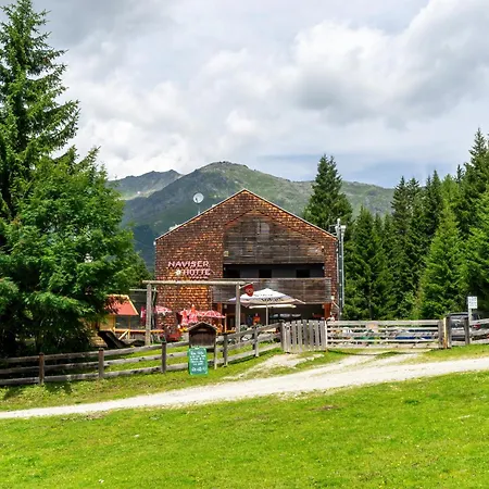 Kreuzjoch 142- Naviser Huette Navis