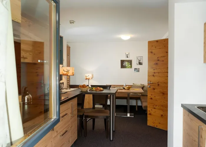 Kreuzjoch 142- Naviser Huette * Navis